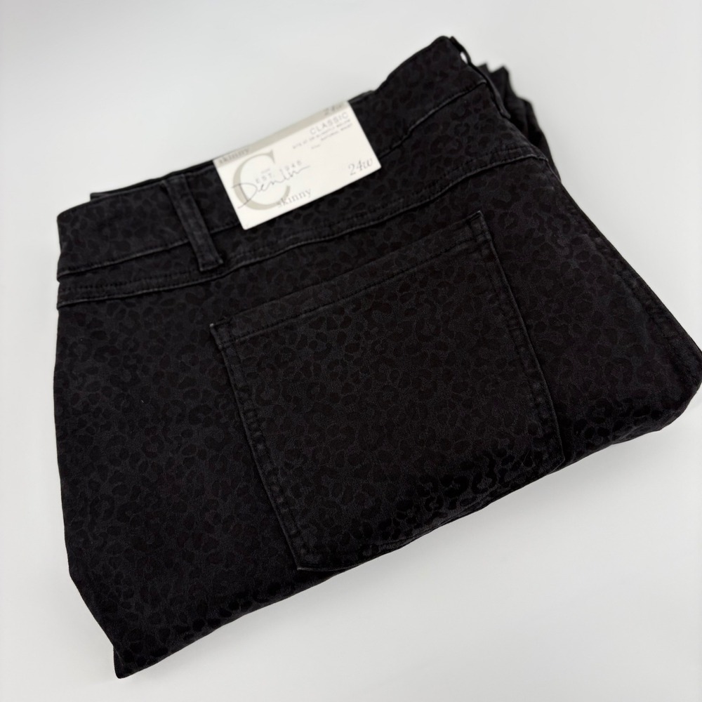 Cato Skinny Jeans 24W Black Tonal Leopard Print Denim‎ Plus Size NWT